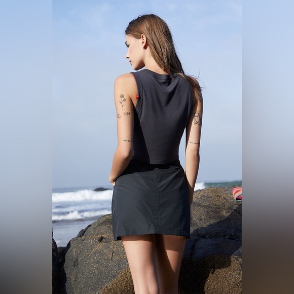 Playboy by Pacsun
Nylon beach mini skirt
Orig.$30.00 - Picture 3 of 6